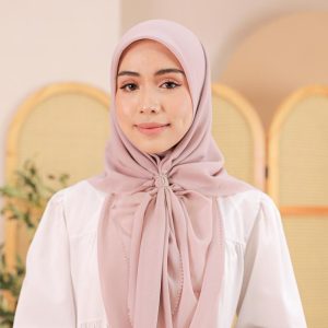 [NURUL'S GALLERY] Design Yaraa Laser Cut | Tudung Bawal Bidang 45 | Chiffon Voile | Raya Trend 2025 | Senang Gosok