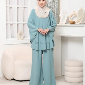 marsii batwing set untuk muslimah , sesuai untuk suma size , tak perlu gosok ,plazoo ada dua poket , bf friendly Clothing Ibu kurung klasik