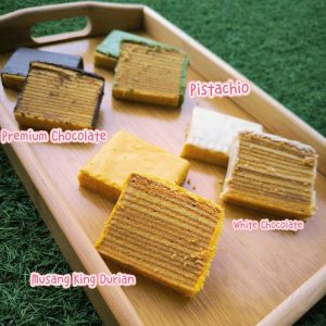 Pistachio Kek Lapis Sawarak Viral Chocolate Hooray Kek Lapis - 4 Rasa Pistachio-Choco Permium-White Choco- Musang King durian- Food Cookies Snacks