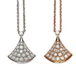 Skirt loket kalung rantai klavikula penuh berlian meningkat emas niche unik kreatif cahaya mewah suasana elegan hadiah Gadis