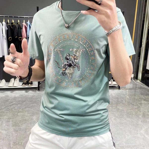Kemeja-t lengan pendek kasual serba guna untuk lelaki, baju atasan bergaya untuk lelaki, corak ringkas dan khusus bercetak, baju lapisan asas kasual untuk lelaki, jenama fesyen ins retro bergaya, leher bulat, Lengan separuh, musim bunga / musim panas 2024