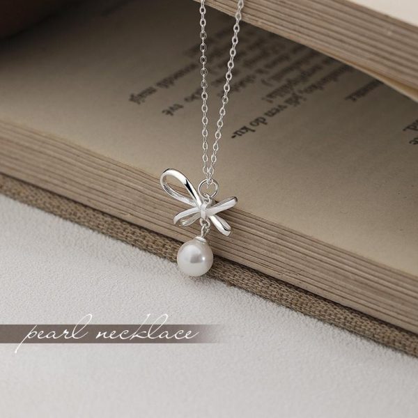 [925 Perak]Kalung Peluh Musim Panas & Loket Mutiara Rama-rama Tahan Kotoran Kalung Cantik Hypoallergenic untuk Wanita Barang kemas yang bergaya dan serba boleh