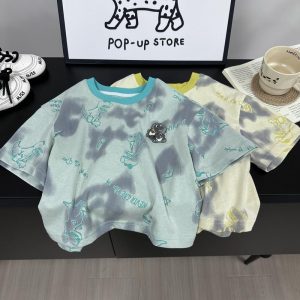 Baju-T Kanak-kanak, Pakaian Musim Panas, untuk Lelaki, Gaya Korea, Rekaan Aurora Burnout, Dinosaur Berputar, Harga mesra bajet, Fabrik kapas Bernafas, Saiz untuk ketinggian 90-140cm, Sesuai untuk umur 3-10 (9-34kg), Dijamin kualiti, AX945-zlch