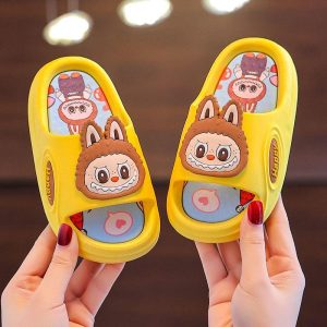 Selipar Kanak-kanak  Kartun Unisex Musim Panas Tapak Anti-Slip Untuk Rumah Bilik Mandi Selipar Comel Bayi